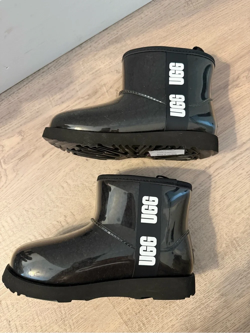 UGG Kids Black Gloss Short Rain Boots with White Logo
